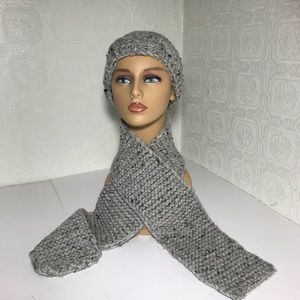 Handmade scarf with Ear handset (new)